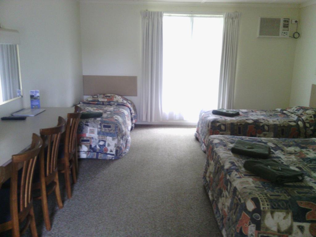 Snowy River Lodge Motel Orbost Quarto foto